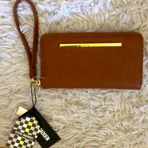 Steve Madden wallet wristlet